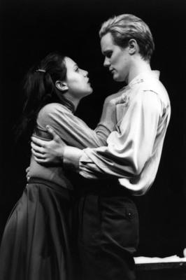 Production Photograph Featuring Brittany Murphy and Gabriel Olds (A View From the Bridge) (2011.200.20)