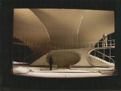 Set Model Documentation for After the Fall (2004)