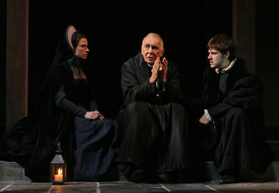 Production Photograph Featuring Hannah Cabell, Frank Langella and Michael Esper (A Man For All Seasons, 2008) (2011.200.684)