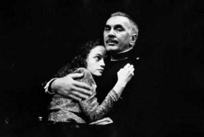 Production Photograph Featuring Angela Bettis and Frank Langella (The Father, 1996)  (2011.200.586)