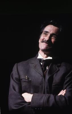 Production Photograph Featuring Roger Rees (Uncle Vanya, 2000)  (2011.200.955)