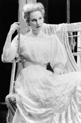 Production Photograph Featuring Laura Linney (Uncle Vanya, 2000)  (2011.200.532)