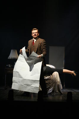 Production Photograph Featuring Charles Edwards and Jennifer Ferrin (The 39 Steps) (2011.200.365)