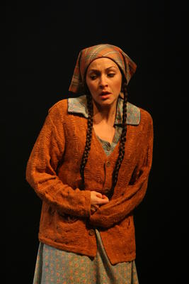 Production Photograph Featuring Jennifer Ferrin (The 39 Steps) (2011.200.362)