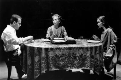 Production Photograph Featuring Zeljko Ivanek, Julie Harris and Calista Flockhart (The Glass Menagerie, 1994) (2011.200.607)