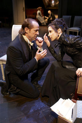 Production Photograph Featuring Peter Stormare and Mary Louise Parker (Hedda Gabler, 2009) (2011.200.937)