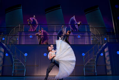 Production Photograph Featuring Laura Osnes and Colin Donnell (Anything Goes) (2011.200.997)