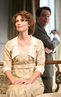 Production Photograph Featuring Jefferson Mays and Claire Danes (Pygmalion, 2007)     (2011.200.1182)