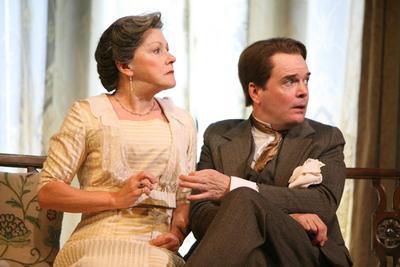 Production Photograph Featuring Helen Carey and Jefferson Mays (Pygmalion, 2007)    (2011.200.1186)