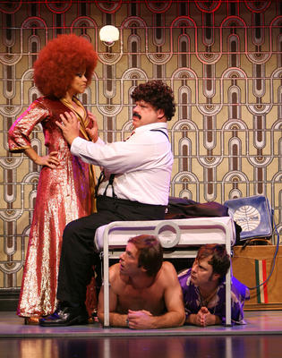 Production Photograph Featuring Rosie Perez, Kevin Chamberlin, Terrence Riordan and Brooks Ashmanskas (The Ritz)   (2011.200.1284)